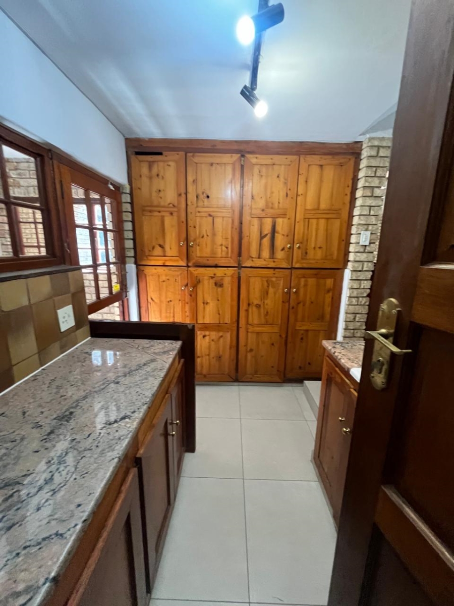 3 Bedroom Property for Sale in Mooivallei Park North West
